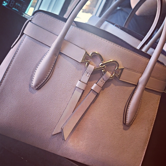 Purse - Picture 2 of 3